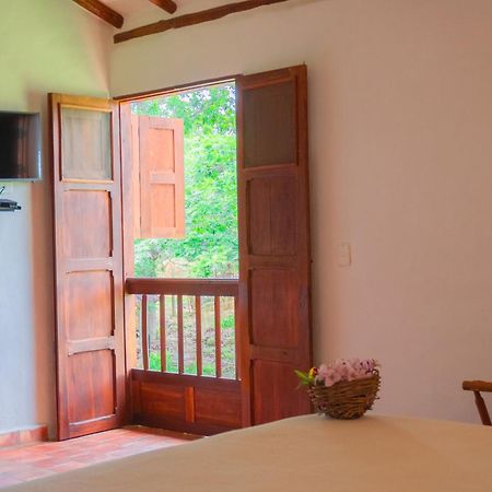 Hotel Hacienda Macedonia Барічара Екстер'єр фото